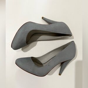 Pour La Victoire Pumps heels  size 8 Gray